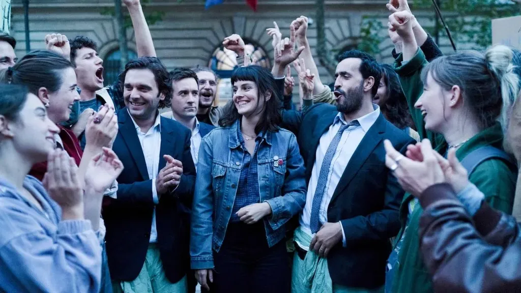 Frustré par les soirées cinéma ratées, j’ai découvert un service de streaming qui transforme mes nuits en moments magiques